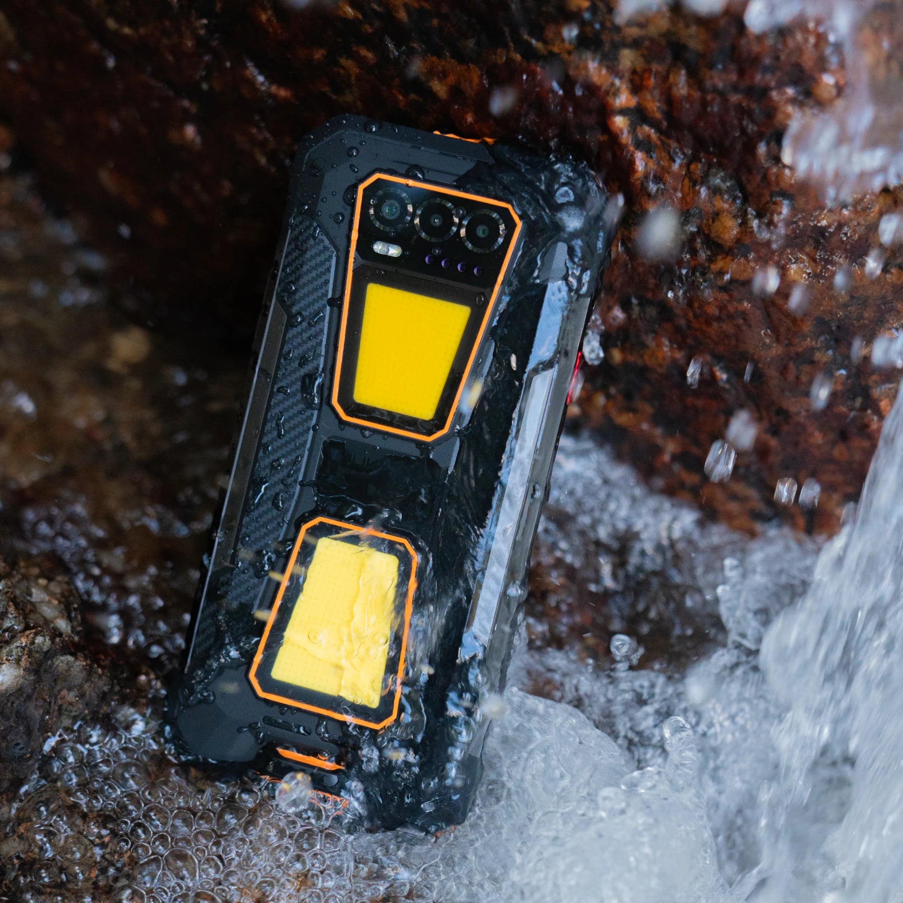 OUKITEL WP58 Pro 5G Rugged Phone 6.7-inch 10,000mAh Battery 64MP Camera Camping Light Android 15(8GB+512GB NFC)