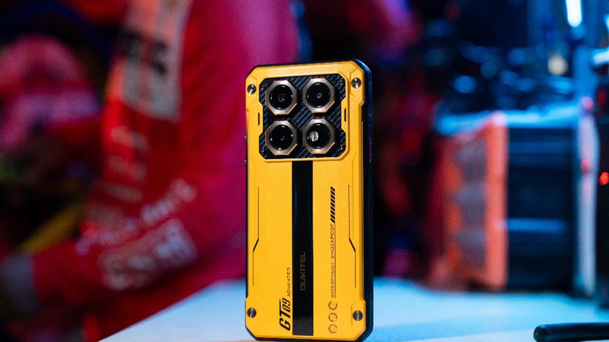 Why Size Matters: The Best Big-Screen Rugged Smartphones for Professionals